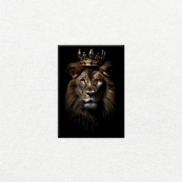 León Rey con Corona Dorada - Imagen Principal